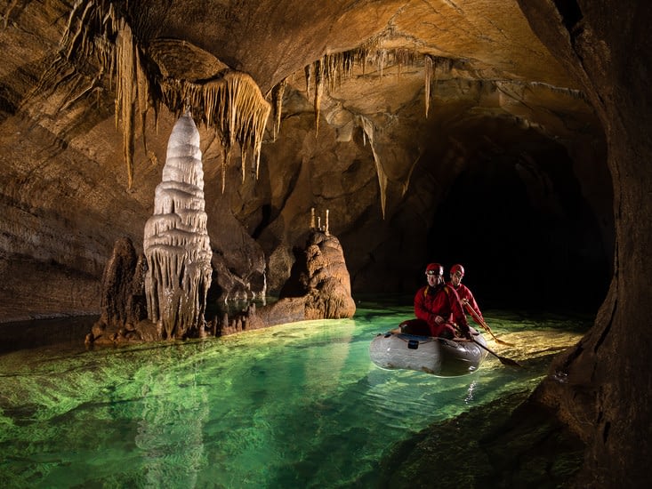 4 Places To See Caves around Meghalaya | MeghalayaTourCabs